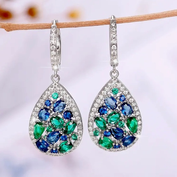 💫 Colorful Drop Earrings with Blue Green Cubic Zirconia - Picture 4 of 6